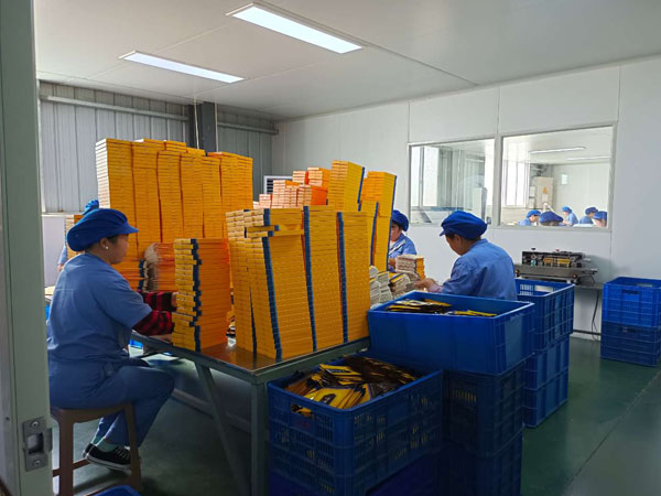 膝關(guān)節(jié)不適貼什么膏藥好？哪個(gè)牌子效果好？