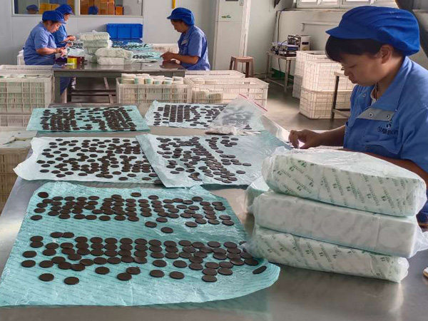 膏藥貼牌生產(chǎn)廠家那么多，怎么選廠家？正規(guī)膏藥廠家看這5點
